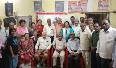 'रचनाकार के भीतर का अंतर्द्वंद्व ही उसे जोड़ता है अपने परिवेश और प्रकृति से'