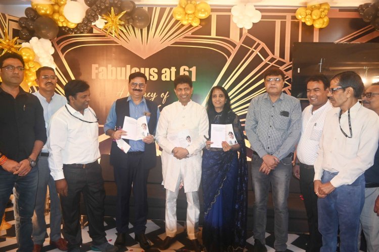 वरिष्ठ पत्रकार शाहिद हुसैन कामिल की पुस्तक ‘मुलाकातें ’ का विमोचन