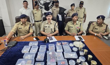 वेफर्स फेक्ट्री संचालक के घर नौकरानी ने ऑटो चालक से मिलकर की थी लाखों की चोरी, नौकरानी व ऑटो चालक गिरफ्तार